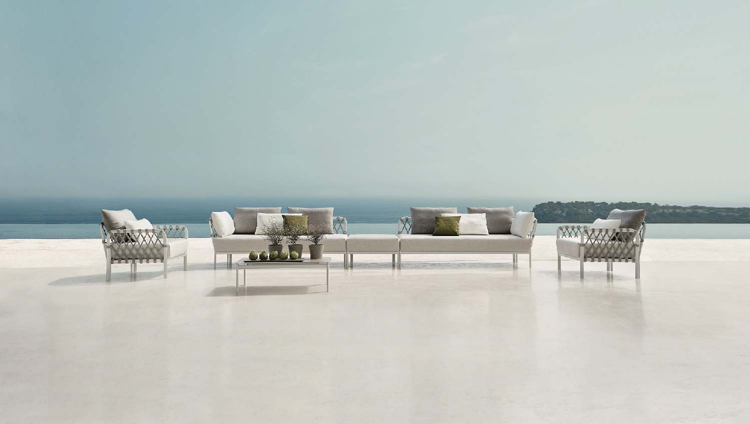 Solpuri Caro lounge white