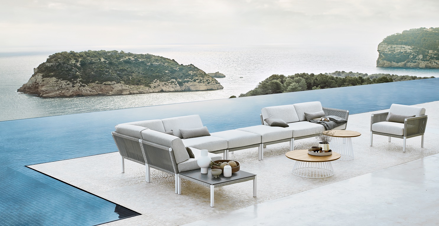 Solpuri Club lounge white
