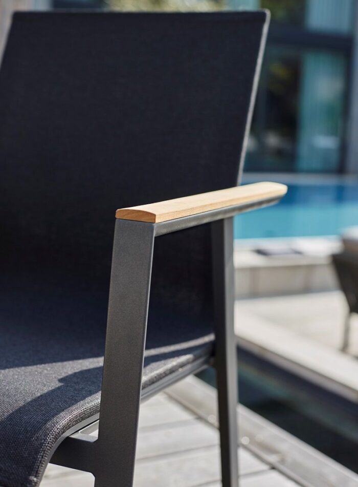Solpuri SOUL verstelbare stoel hoge rug Anthracite teak arm - Afbeelding 2