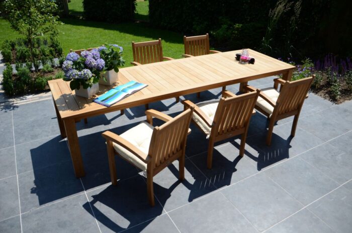 Traditional Teak Victoria stapelstoel