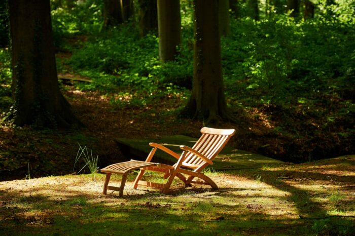 Traditional Teak Victoria deckchair